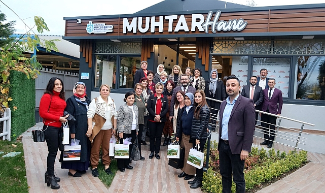 Büyükşehir, önemli günde kadın muhtarları unutmadı