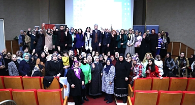 AK Parti’ye 1041 yeni kadın üye
