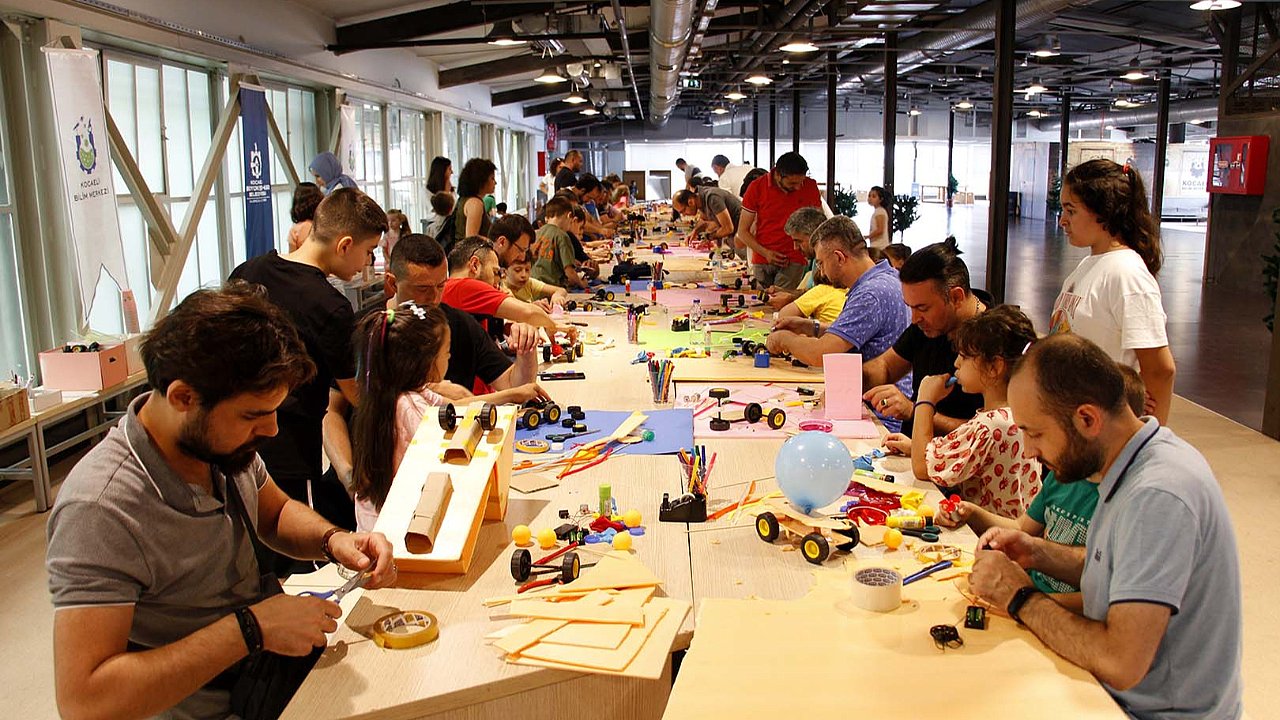 Bilim Merkezi'ne 2022'de 222 bin ziyaret