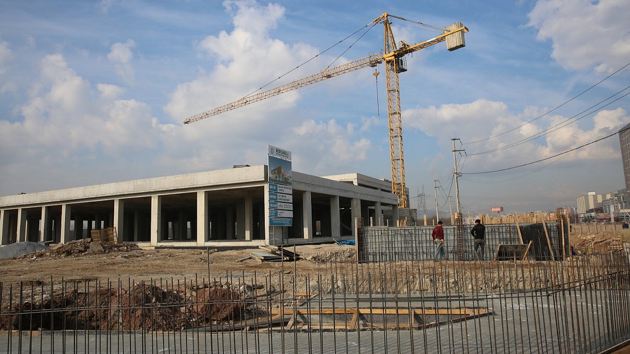 Büyükşehir 2023'e çalışarak girdi