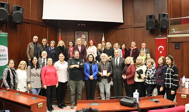 İzmit Belediyesi, EYT paneline ev sahipliği yaptı