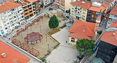 Karabali Meydanı, Karamürsel'e çok yakıştı