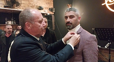 Rozeti Muharrem İnce taktı