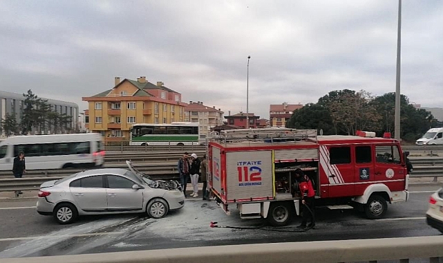 Zincirleme kazada bir araçta yangın çıktı, sürücü yaralandı!