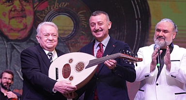 Amir Ateş'e muhteşem vefa gecesi