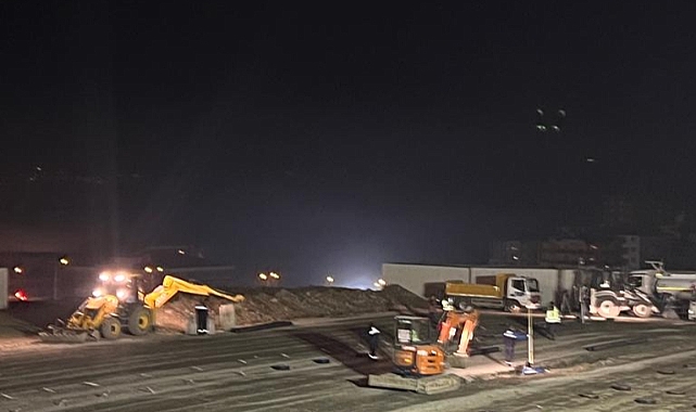 Başkan ve ekipler kandili çalışarak geçirdi