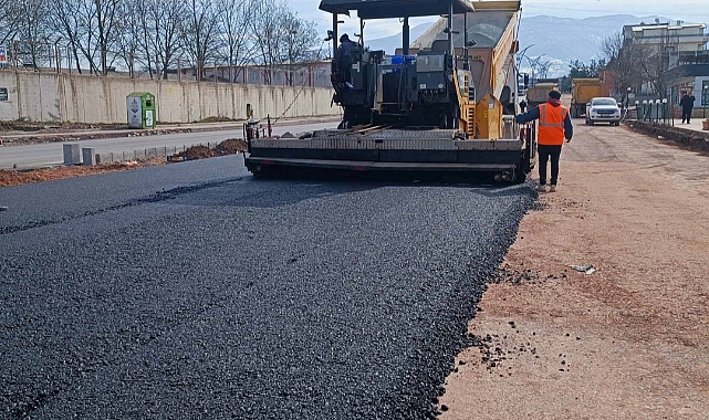 Kartepe Asiller Caddesi asfaltlandı