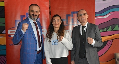 Şener Yılmaz; gençleri spora ,iş dünyasını da spora yatırım yapmaya davet etti