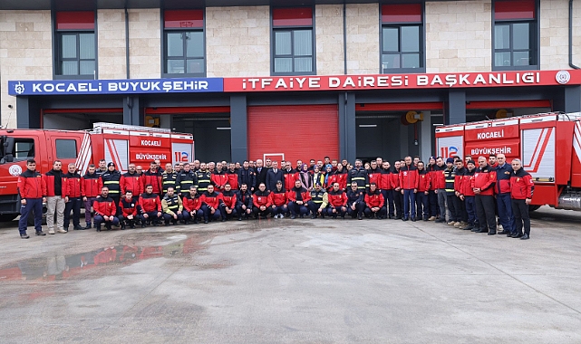 Başkan Büyükakın, Türkiye ve Kocaeli'nin kahramanlarını ziyaret etti