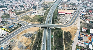 Büyükşehir, Turgut Özal'daki trafik sorununa neşter vurdu