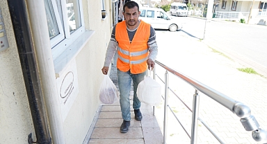İhtiyaç sahiplerine gıda kolisi ve sıcak yemek