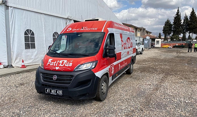 İzmit Belediyesi Patibüs’ü depremden zarar gören hayvanlar için afet bölgesine gitti