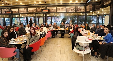 İzmitlilerin bu yıl da iftar için ilk tercihi Gülümse Kafe oldu