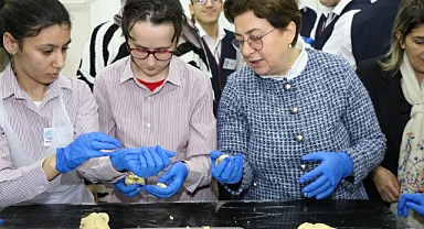 Özel öğrencilerden Anne Kurabiyesi