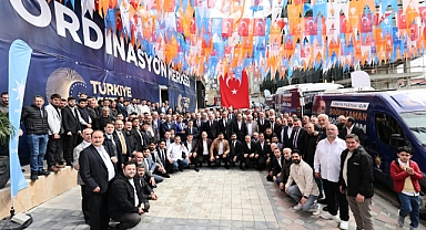 AK Parti'de 12 ilçede bayramlaşma