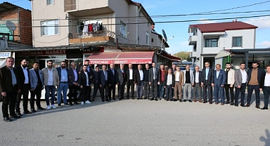 AK Parti Derince'den tam saha pres
