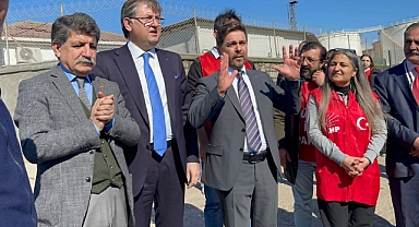 Başkan Sarı’dan Gübretaş işçilerine “Fabrika önlerinde emekçinin geçinemiyorum sesi değil, mutlu yüzü olacak”
