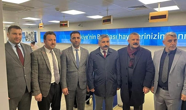 Gebze’de Millet İttifakı’nın 6 ilçe başkanı Kemal Kılıçdaroğlu’nun kampanyası için bir araya geldi