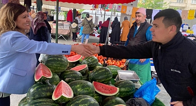 Ademyavuz’da halk pazarı’nı gezen Serap Çakır; pazarlarda yangın var