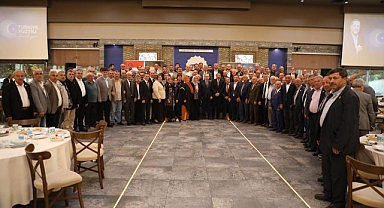 AK Parti Kocaeli, muhtarlarla buluştu