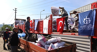 Büyükşehir'in gübre desteği çiftçilerin yüzünü güldürüyor