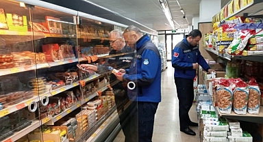 Dilovası’nda marketler denetlendi