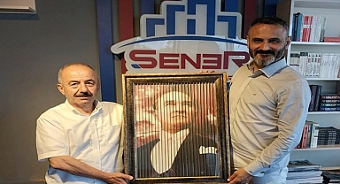 400. ATATÜRK portresi Şener Yılmaz’a