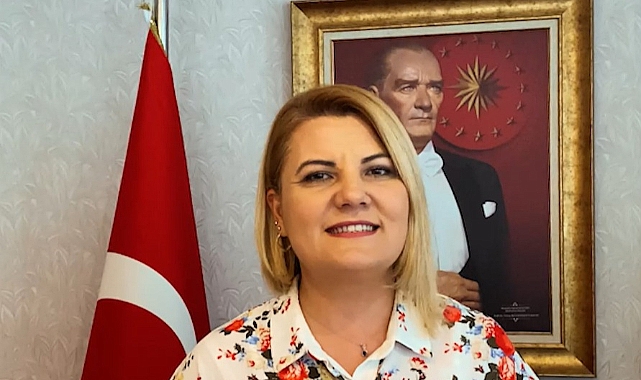 Başkan Hürriyet, İzmitlileri çifte bayram coşkusunu yaşamaya davet etti