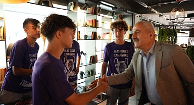 Büyükgöz Gebzespor U15 takımını yemekte ağırladı