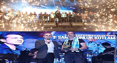 Çayırova’da Kıraç’la şampiyonluk coşkusu