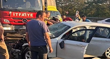 TEM Otoyolunda feci kaza; 7 yaralı