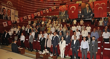MHP Gebze'de coşkulu kongre