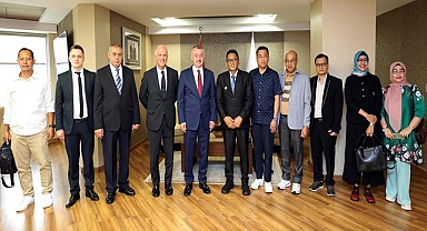 Büyükakın, Padang Belediye Başkanını ağırladı