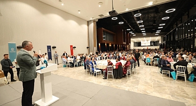''Halkın ve Hakk'ın rızasını gözetiyoruz''