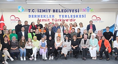 Başkan Hürriyet, Ahilik Haftası sebebiyle kentimizde görev yapan kuaför esnafıyla bir araya geldi