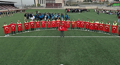 Dilovası, Türk Bayrakları ile donatıldı