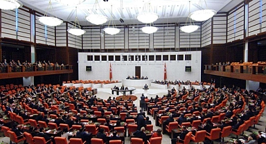Emekli ikramiyesi TBMM'de kabul edildi