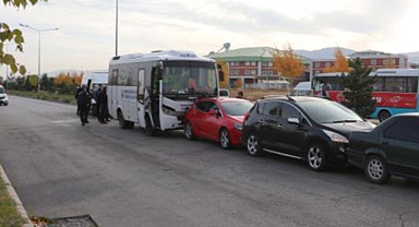 Erzurum'da zincirleme kaza: 24 yaralı