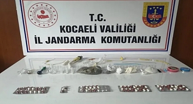 Gebze'de durdurulan araçta uyuşturucu ele geçirildi