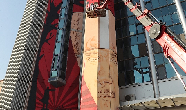 İzmit Belediyesi'nin 100. Yıl Grafitti Çalışması