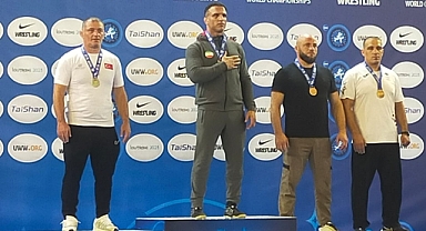 Kağıtsporlu Ali İmamoğlu dünya ikincisi