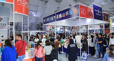 Kitap Fuarı kapılarını Kocaeli marşıyla açtı