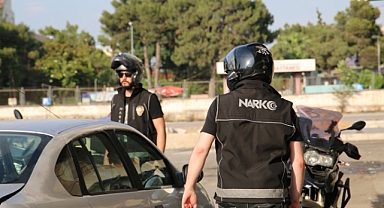 Sakarya'da uyuşturucu operasyonu: 5 gözaltı