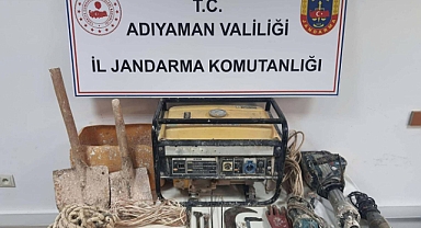 Sit alanında kaçak kazı yapan 5 kişi gözaltına alındı