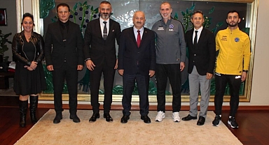 BAŞKAN BÜYÜKGÖZ, GEBZE BİRLİK FK'YI AĞIRLADI