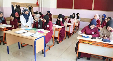 Deprem bölgesindeki öğrencilere eğitim desteği
