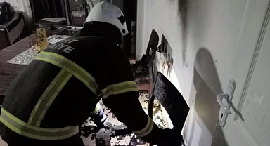 Elektrik kontağı yangına neden oldu: 4 kişi dumandan etkilendi