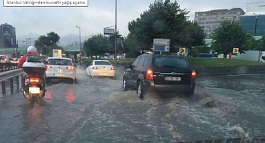 İstanbul Valiliğinden kuvvetli yağış uyarısı