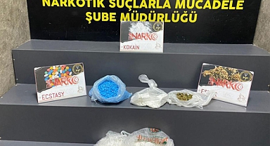 İzmir'de uyuşturucu operasyonu: 1 kilo 830 gram kokain ele geçirildi