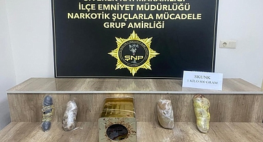 Şanlıurfa'da 1 kilo 800 gram skunk ele geçirildi